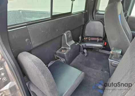 2005 Ford Ranger Super Cab z USA, uszkodzony, nr VIN 1FTZR45E05PA33894